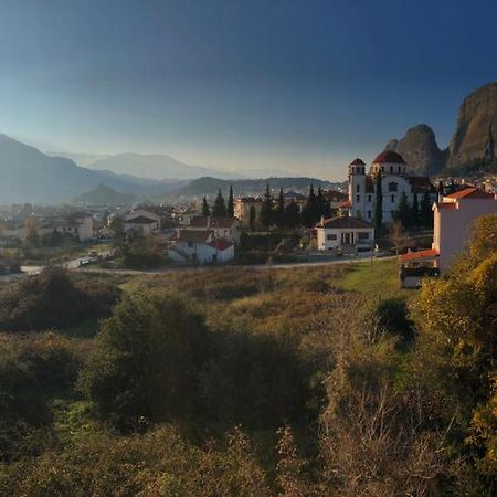 Apartamento In The Shadow Of Meteora Kalambaka Exterior foto