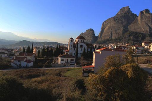 Apartamento In The Shadow Of Meteora Kalambaka Exterior foto